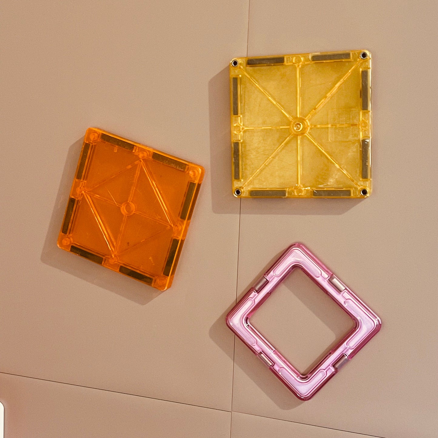 Magnetic Wall Decal 6 Sheets with Accessories